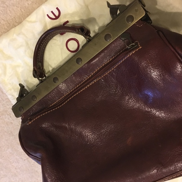 Italian leather dr bag - Picture 4 of 8